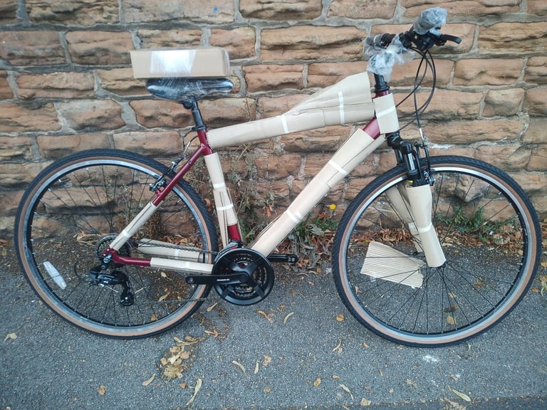 image for NEW claud Butler Explorer 2.0 Hybrid Touring Commuter Bike RRP£439.99