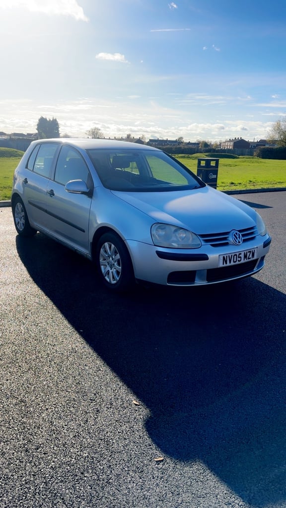 VOLKSWAGEN GOLF 1.6 PETROL FULL SERVICE HISTORY AND MOT FEB 2026 STARTS N DRIVES GREAT