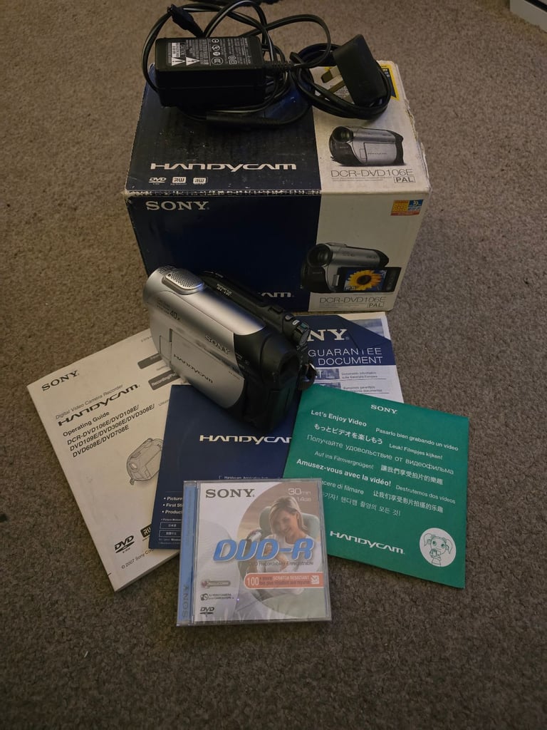image for Sony Handycam dcr-dvd106E 