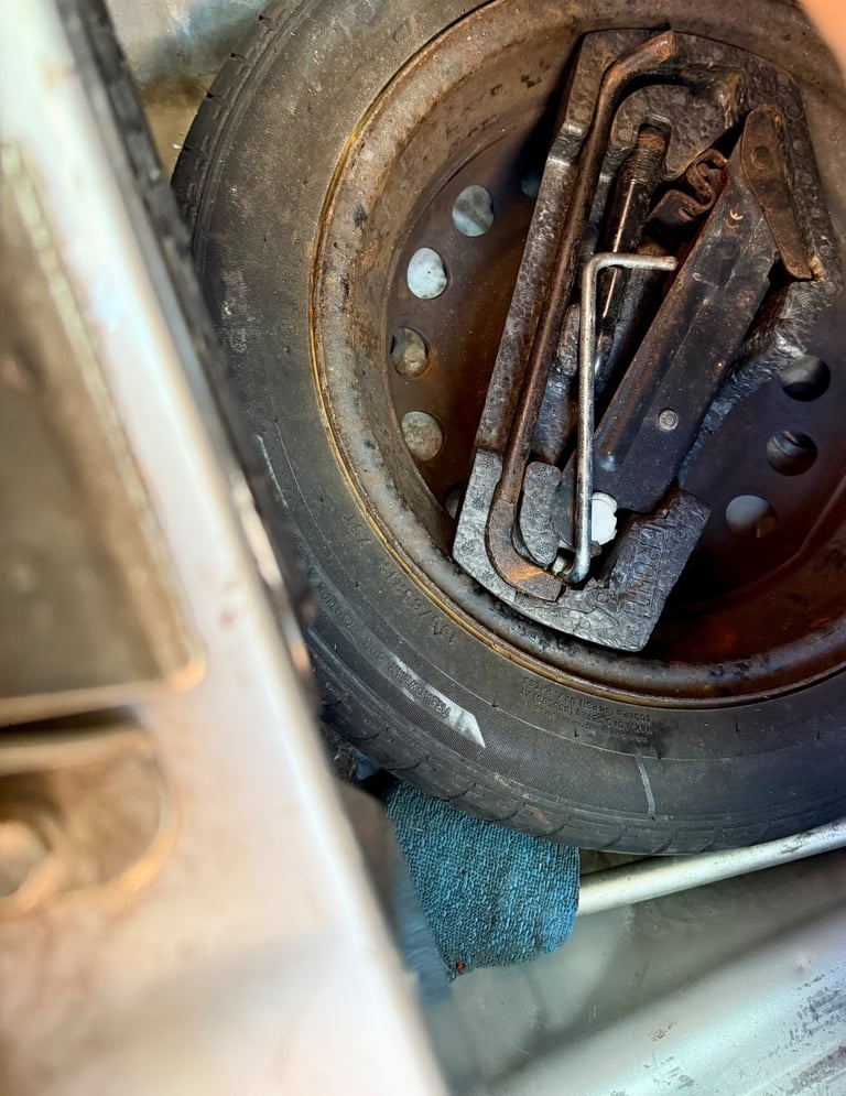 Toyota, AYGO, Hatchback, 2008, Manual, 998 (cc), 5 doors