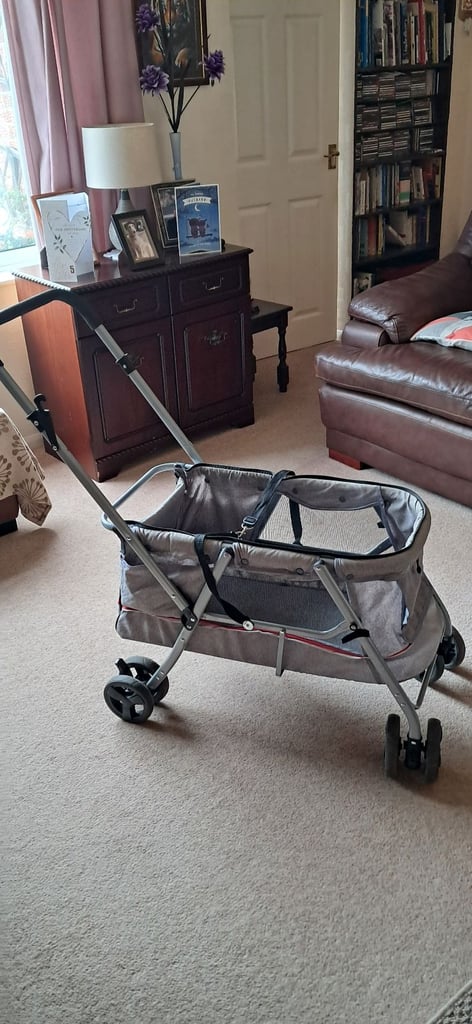 Large dog pushchair 