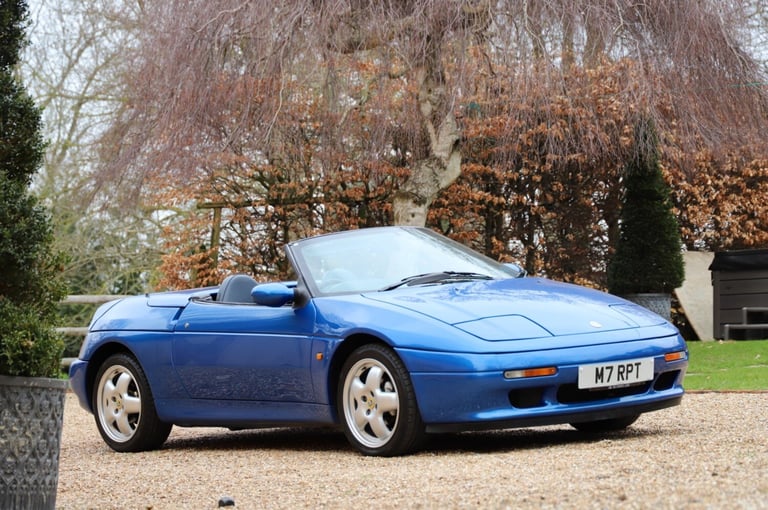 Lotus Elan M100 S2, 1995. Pacific Blue metallic with full dark blue leather.