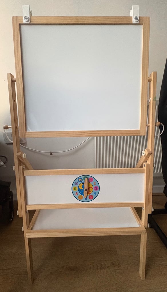 Children’s Wooden Easel – 2 Sided (Magnetic & Chalk Board)