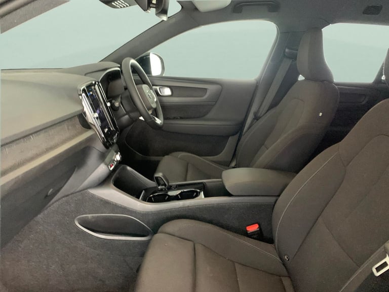 2022 Volvo XC40 170kW Recharge Core 69kWh 5dr Auto ESTATE ELECTRIC Automatic