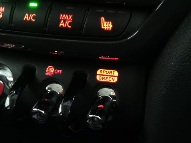 2023 MINI Countryman 1.5 Cooper Classic SUV 5dr Petrol Steptronic Euro 6 (s/s) (136 ps) - HEATED ...