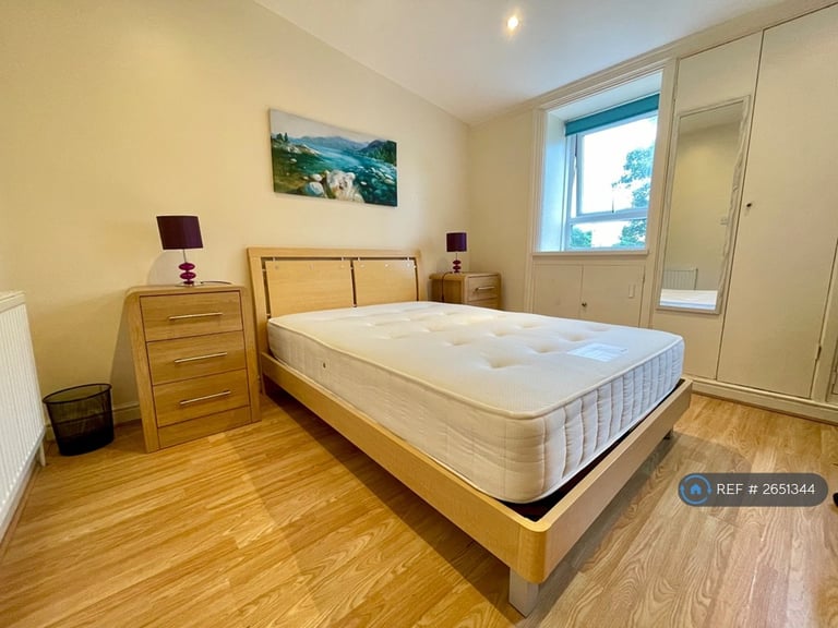 image for 3 bedroom flat in Wootton Heights, Bournemouth, BH1 (3 bed) (#2651344)