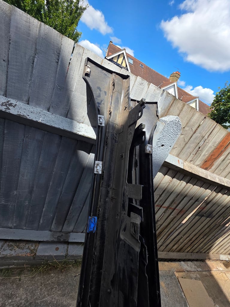 BMW 2 SERIES M235I F44 SINGLE SIDE SKIRT BREAKING PARTS 