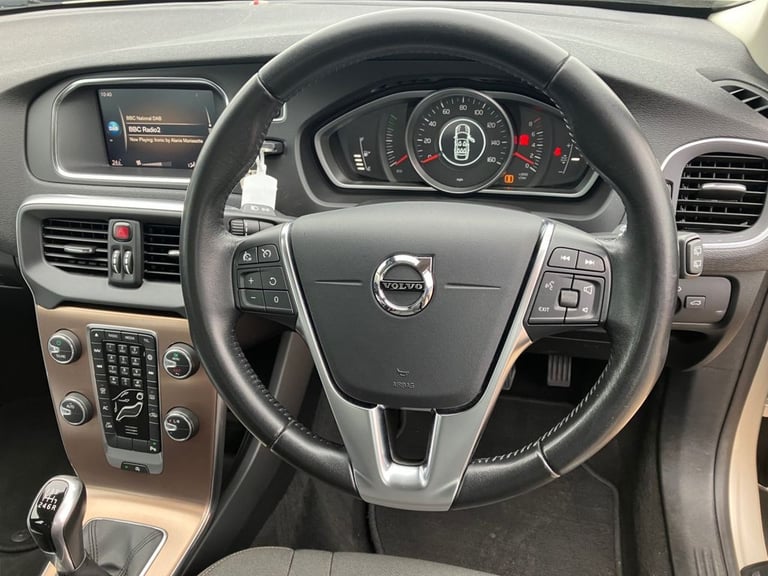 2017 Volvo V40 T3 [152] Cross Country Nav Plus 5dr HATCHBACK PETROL Manual
