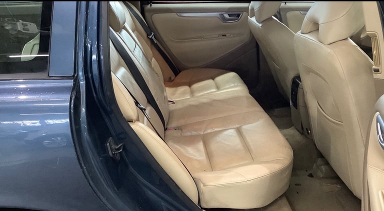 2004 Volvo V70 2.4 170 SE 5dr Auto ESTATE Petrol Automatic