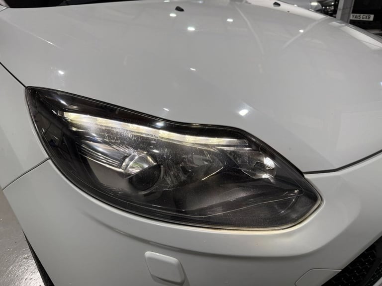2013 Ford Focus 2.0T EcoBoost ST-3 Hatchback 5dr Petrol Manual Euro 5 s/s 250 ps Top Spec  Hatchb...