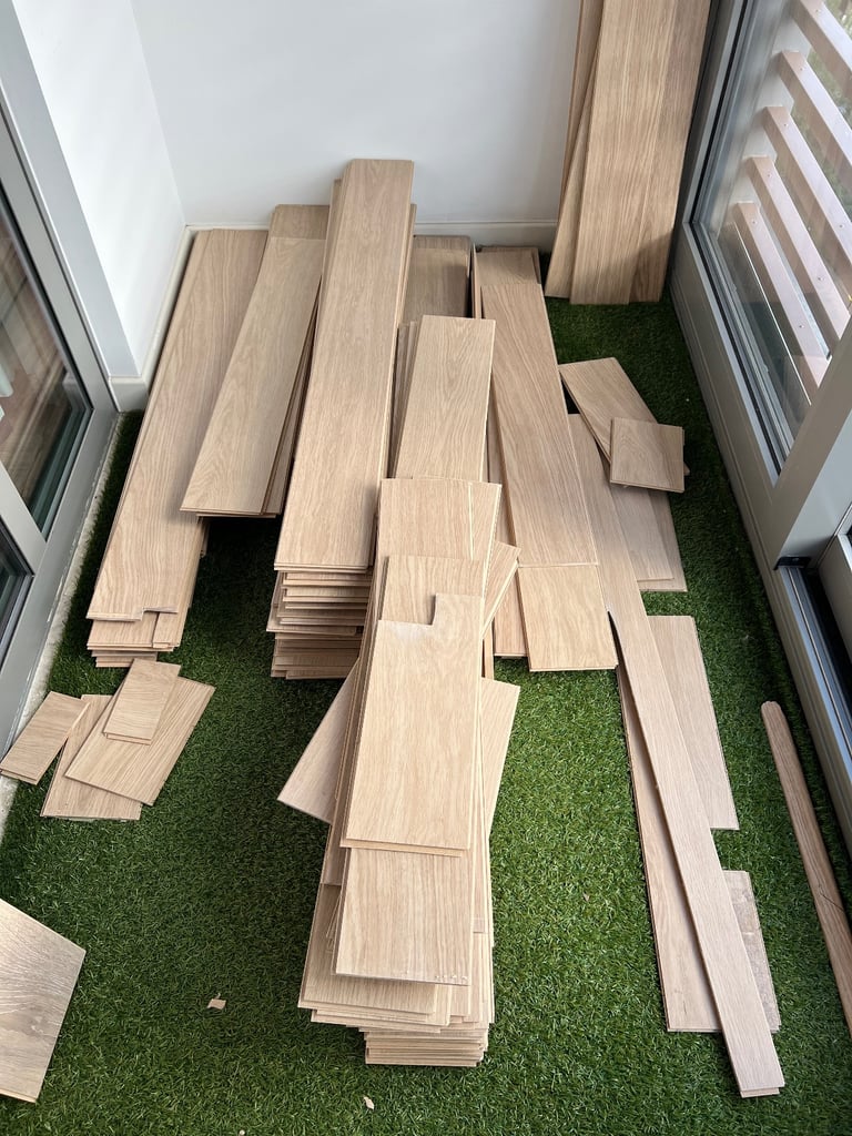 Light Oak Laminate Flooring - Your Offer!