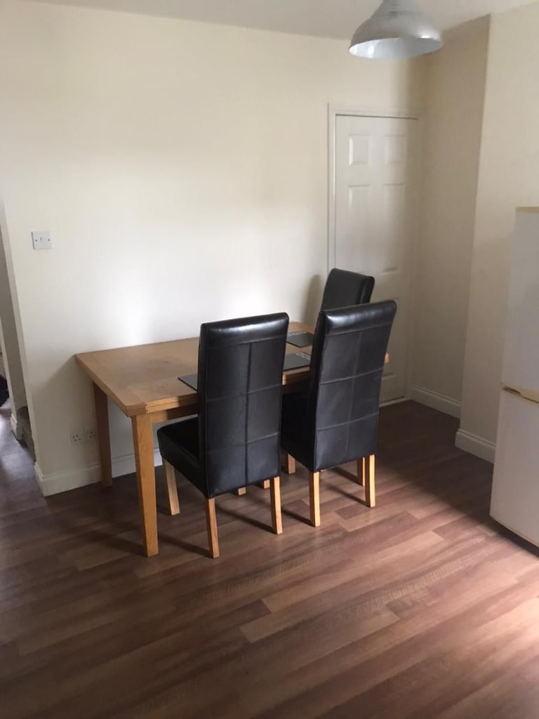 THREE BEDROOM HOUSE TO RENT GILLINGHAM 