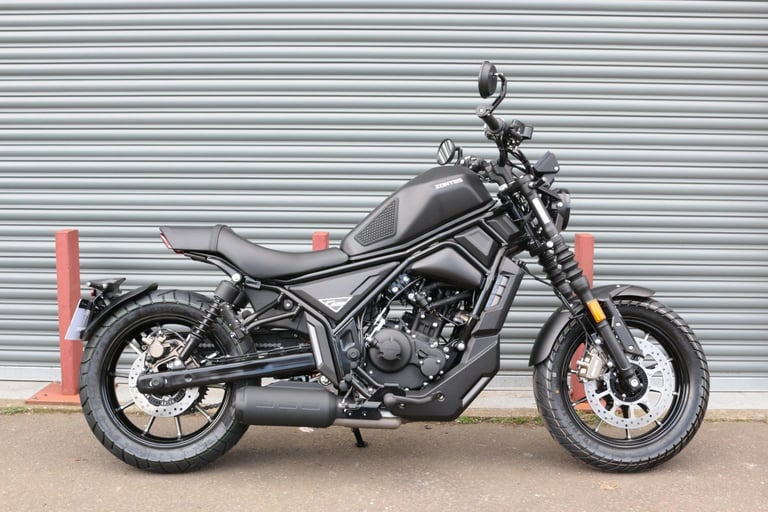 image for Zontes ZT125-C 2025 IN STOCK NOW!!!!