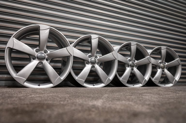 *Refurbished* Genuine 19" Audi TTRS Rotor Alloy Wheels 5x112 S-Line 9J *P/X* 