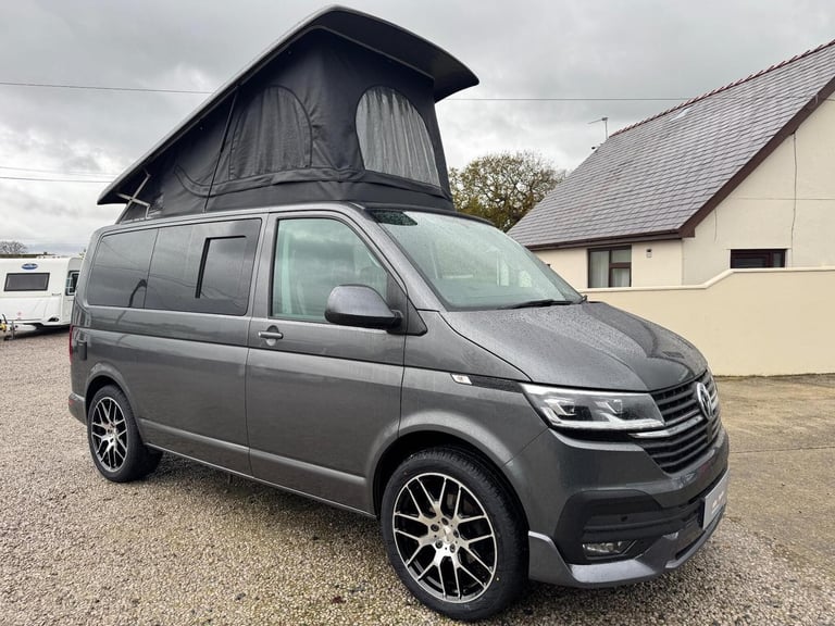 Volkswagen Transporter Highline Spec with Extras - RIB Bed