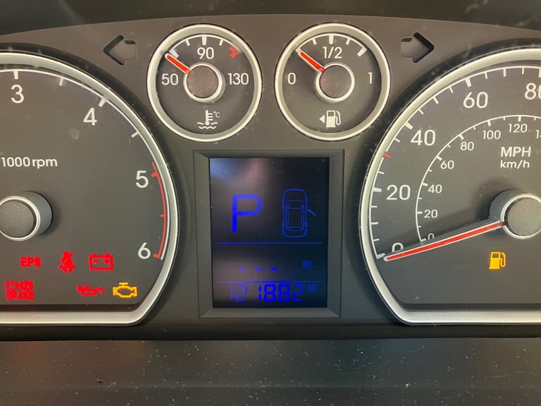 Hyundai, I30, Hatchback, 2010, Other, 1582 (cc), 5 doors