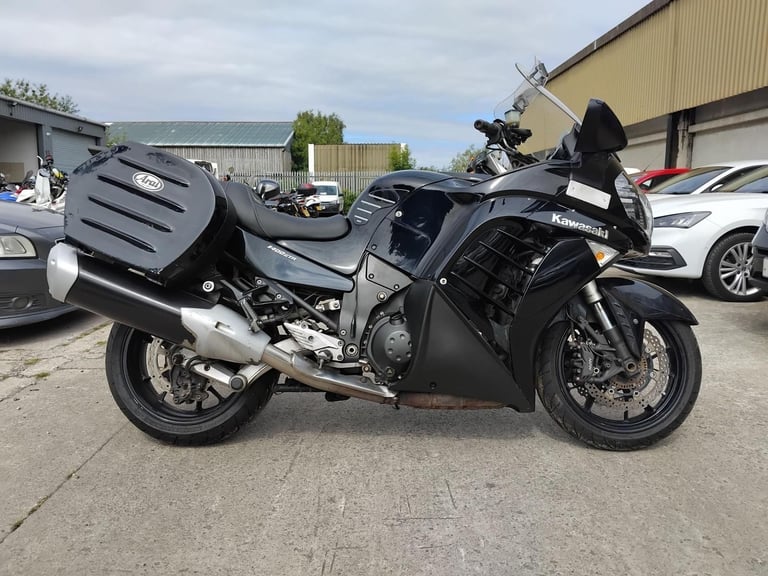 2012 12 KAWASAKI GTR1400 ZG 1400 CCF GTR 1400 HIGH SPEC GRAND TOURER FSH NEW MOT