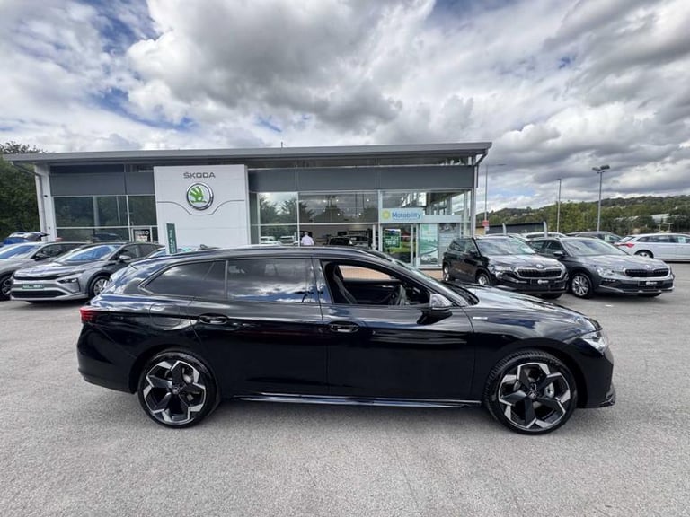 2025 Skoda Superb 1.5 TSI iV Sportline 5dr DSG Automatic Estate Hybrid Automatic
