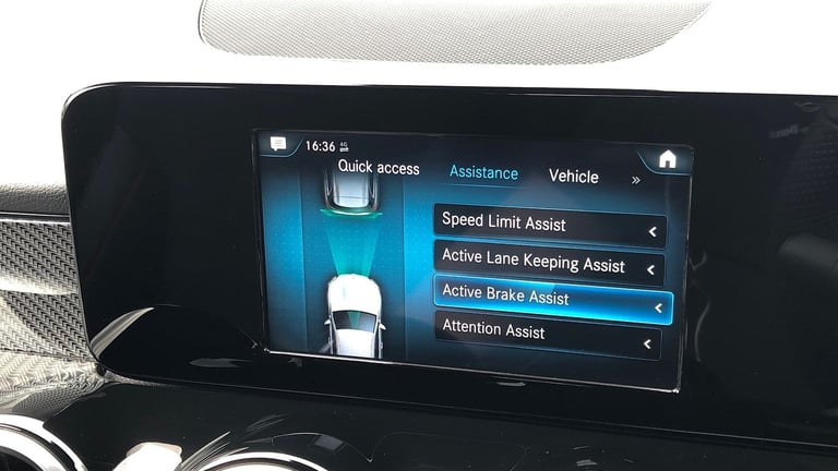 2021 Mercedes-Benz GLB GLB 200 AMG LINE AUTO Estate Petrol Automatic