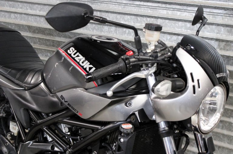 2018 68 SUZUKI SV 650 X XAU L8 SV650 CAFE 31K HPI CLEAR NEW MOT JUST SERVICED