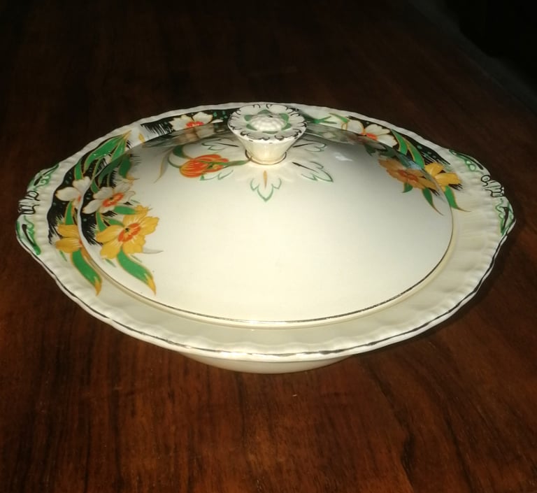 Vintage Grindley Dolores Bone China Round Tureen Serving Bowl Dish 25 x 23.5 cm