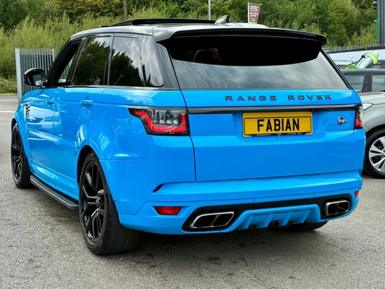 2018 Land Rover Range Rover Sport SVR 5.0 Auto **Carbon Pack - Low Miles**