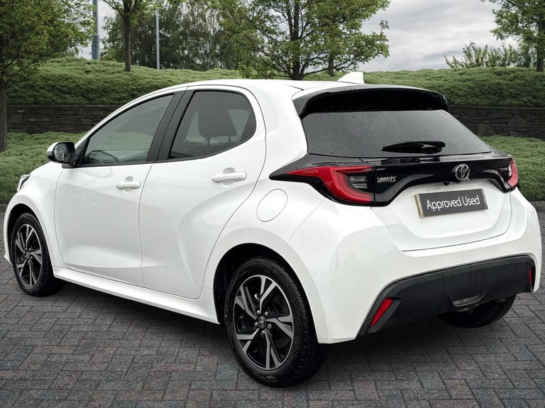 2024 Toyota Yaris 1.5 Hybrid Design 5dr CVT Hatchback Hybrid Automatic