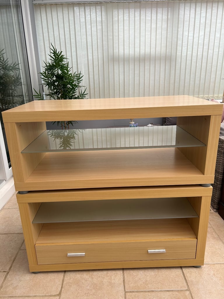 Tv stand / coffee table 