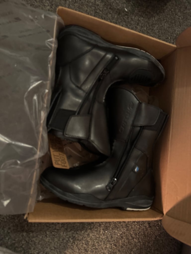 Brand new spada hurricane boots motorcycle 