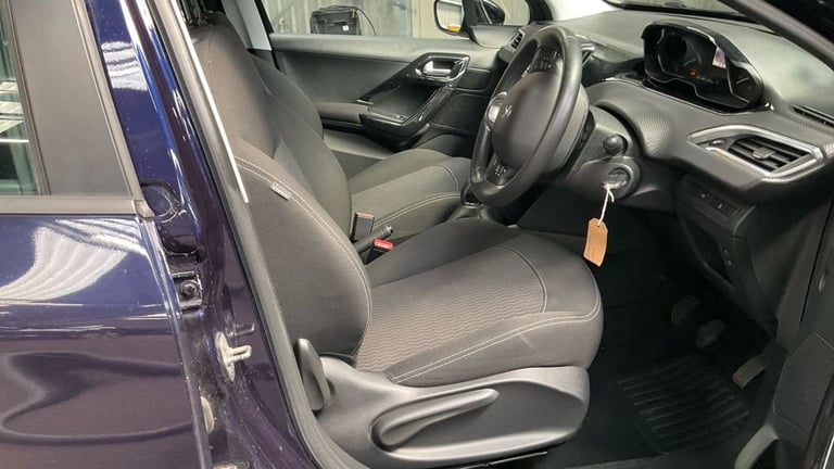 2017 Peugeot 208 1.2 PureTech Active Hatchback 5dr Petrol Manual Euro 6 (68 ps) Hatchback Petrol ...