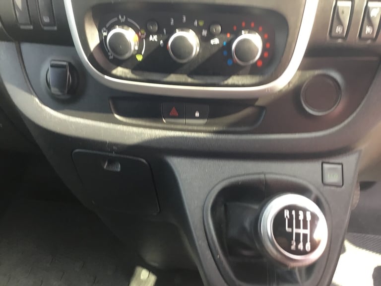 2021 Renault Trafic SL28 ENERGY dCi 120 Sport Nav Van PANEL VAN Diesel Manual