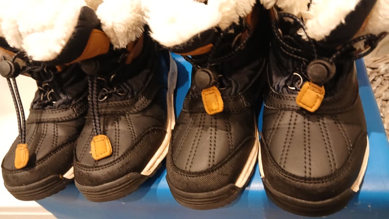 Snow Boots x2