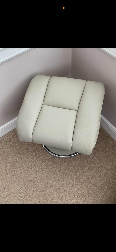 Biarritz swivel chairs & stools x2 brand new 