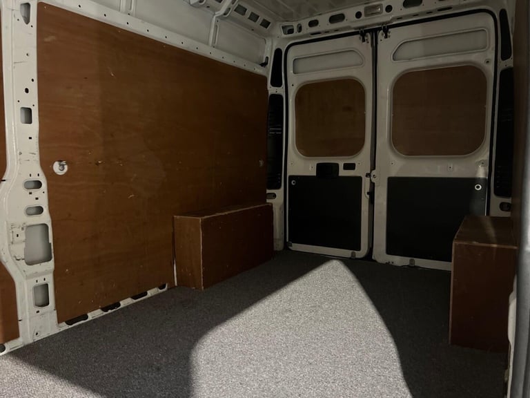 2018 Peugeot Boxer 2.0 BlueHDi 335 Professional L3 H2 Euro 6 5dr PANEL VAN Diesel Manual