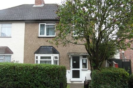Nice Double Room For 1 Person/ Bills Included, East Acton - Zone 2