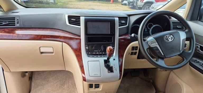 2008 Toyota Alphard,NEW SHAPE  66,749 Miles, 2.4 Litre, Petrol, Automatic