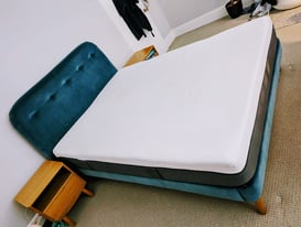 King size Loaf bed in blue velvet & optional Emma mattress 