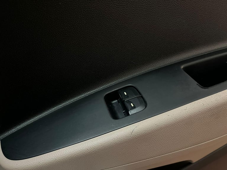  Hyundai i10 1.0 S Euro 5 5dr Petrol Manual