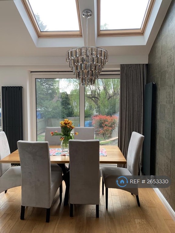 4 bedroom house in London, London, SE9 (4 bed) (#2653330)