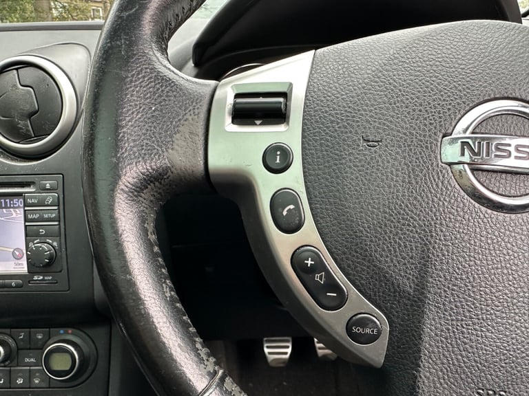 2011 Nissan Qashqai 1.6 [117] Tekna 5dr HATCHBACK Petrol Manual