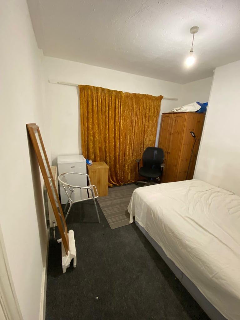 DOUBLE ROOM TO RENT IN WEALDSTONE HA3