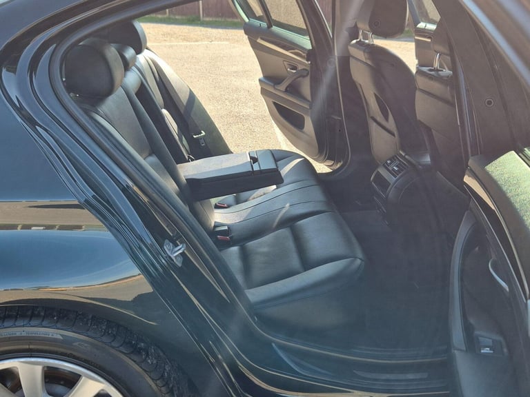 2015 BMW 5 Series 2.0 520i SE Auto Euro 6 (s/s) 4dr SALOON Petrol Automatic