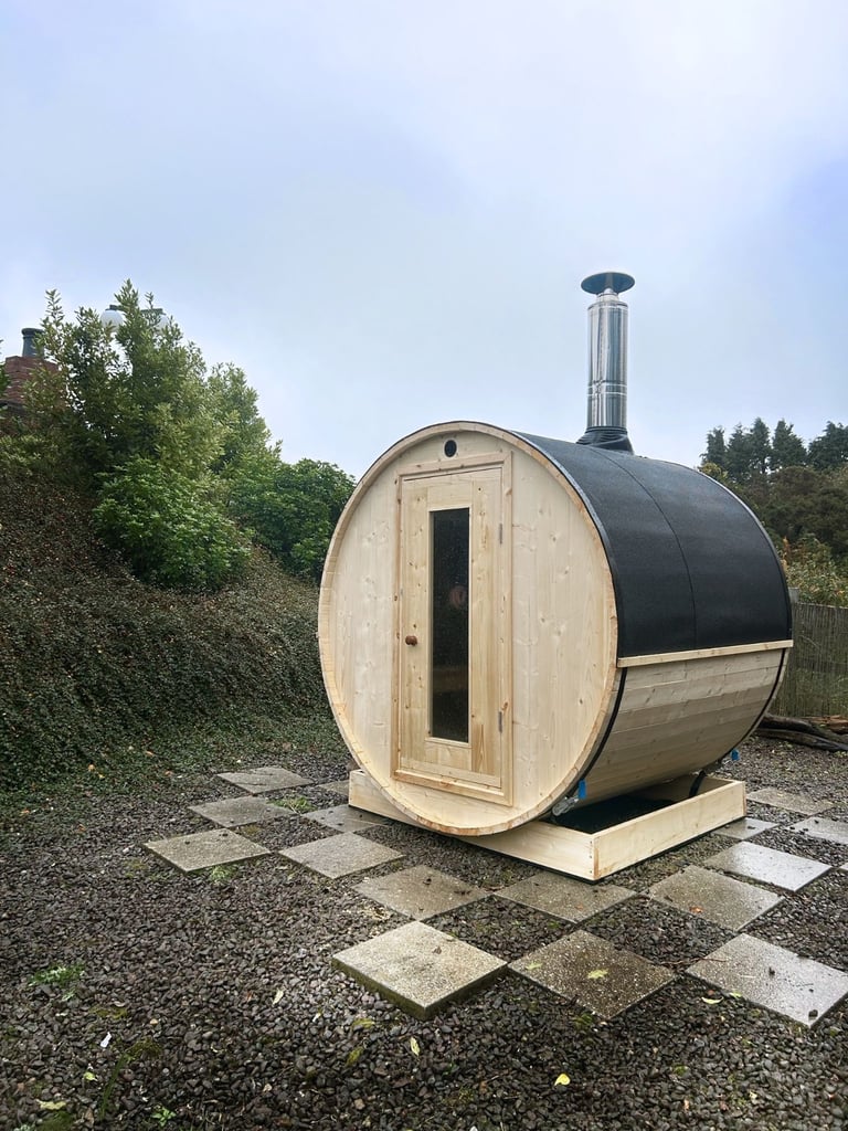 Sauna 4 person with wood fired heater