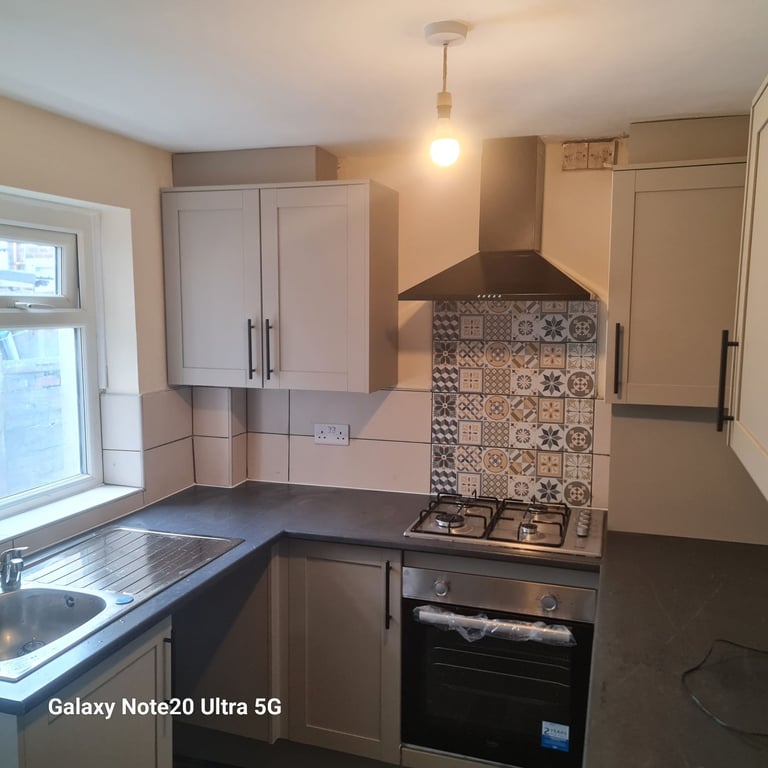 Recently refurbished 3 bed 2 receptions house in Colne