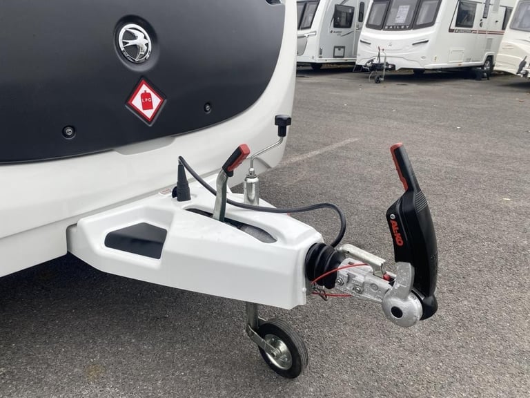 2023 SWIFT CELEBRATE GRANDE 4SB TOURING CARAVAN