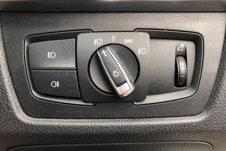 2018 BMW 3 Series 320d M Sport Shadow Edition 4dr Step Auto Saloon DIESEL Automatic