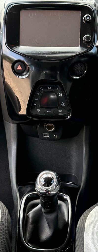 2014 Toyota Aygo 1.0 VVT-i x-clusiv Euro 5 3dr Euro 5 Petrol