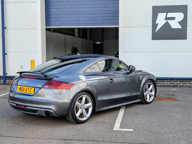 2011 AUDI TT 2.0 TFSI Quattro S-Line S-Tronic, 2 owners, daytona grey, alcantara