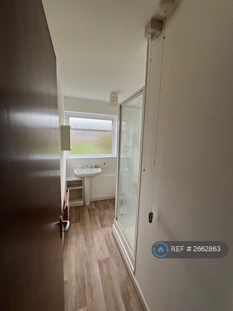 1 bedroom flat in Suffolk Square, Sudbury, CO10 (1 bed) (#2662863)