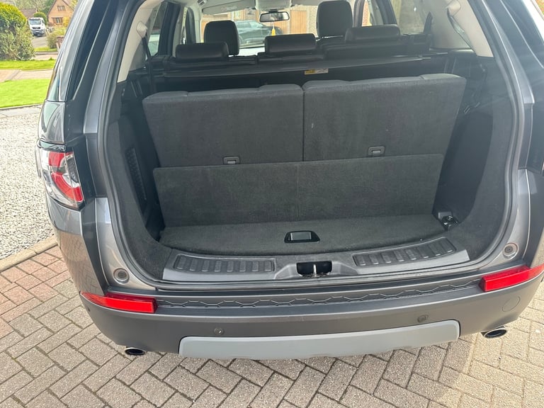 2016 Land Rover Discovery Sport TD4 SE TECH 5-Door Diesel